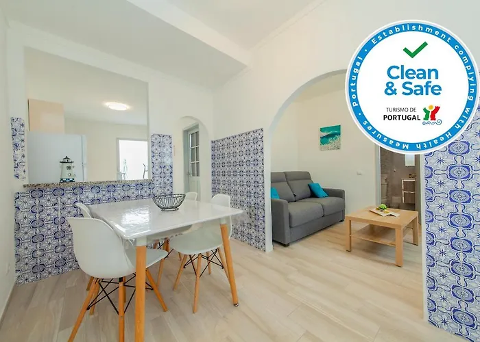 B21 - Oliveira Cozy Flat